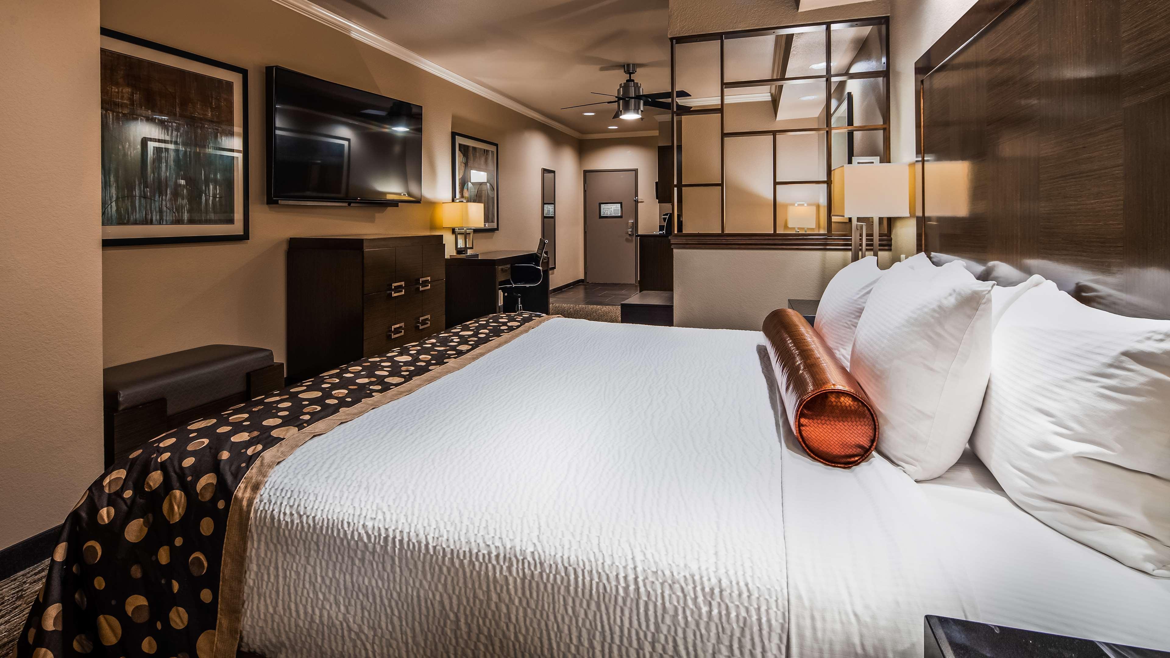 Best Western Premier Crown Chase Inn&Suites Denton Exterior foto