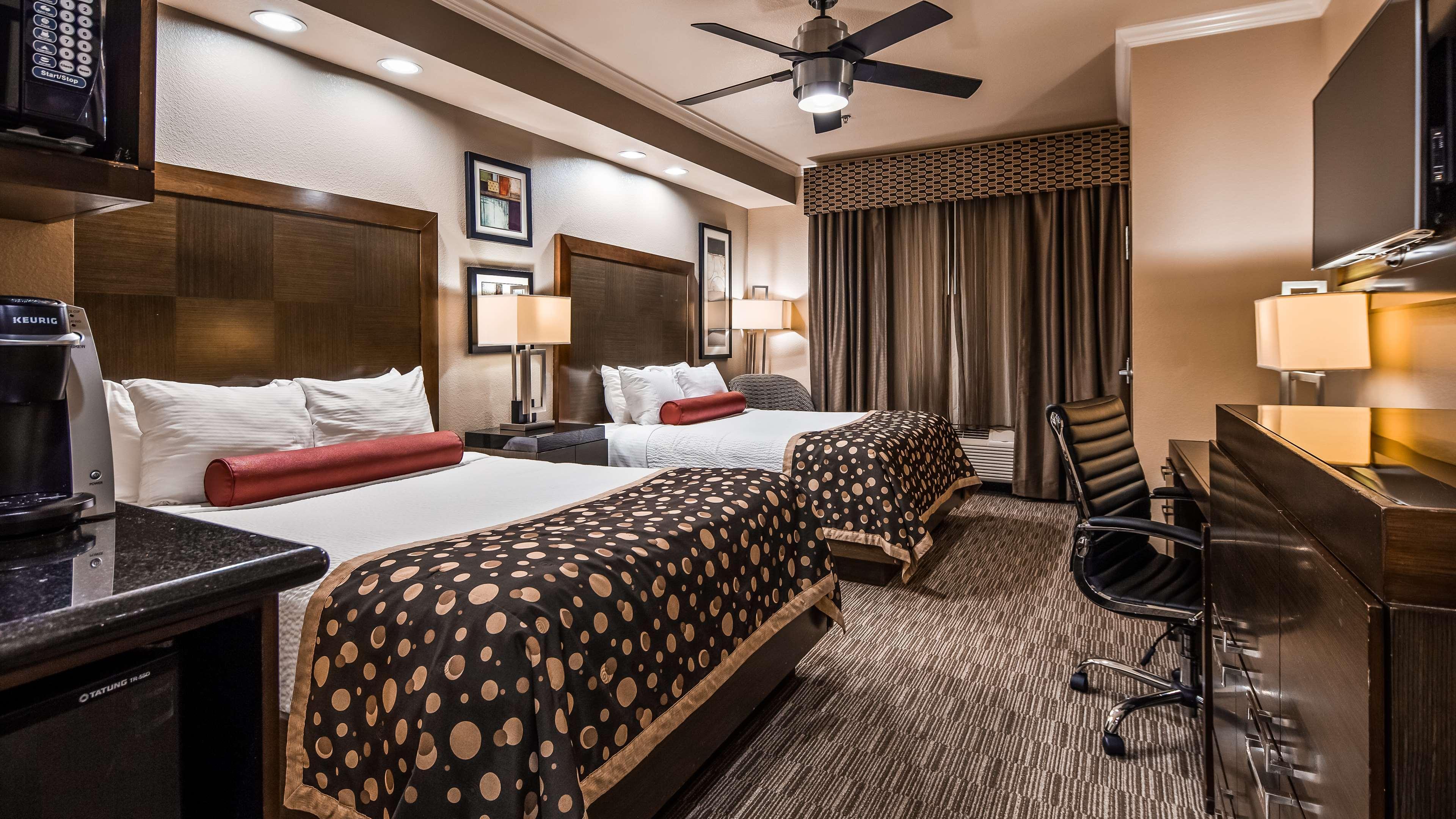 Best Western Premier Crown Chase Inn&Suites Denton Exterior foto