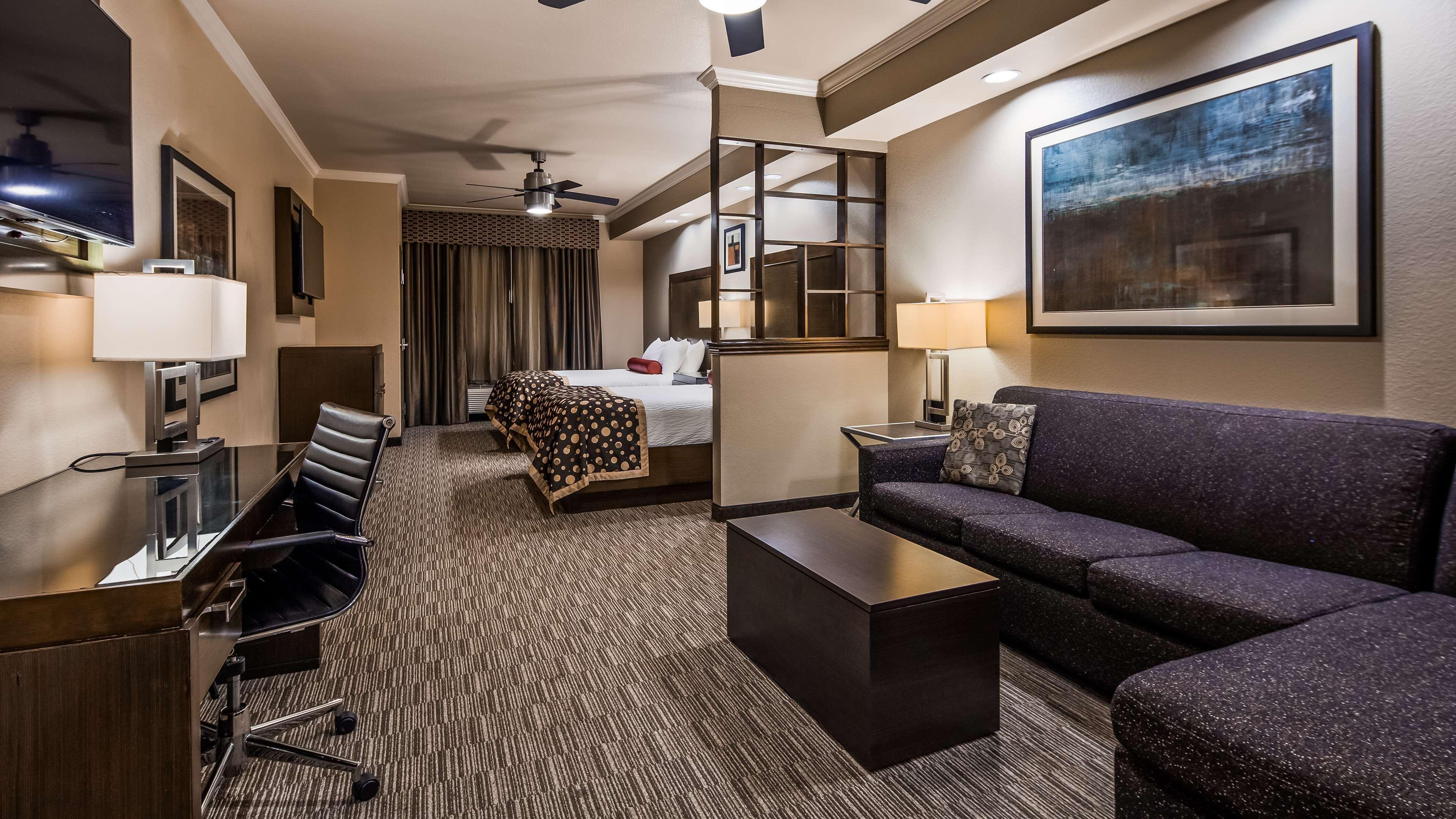 Best Western Premier Crown Chase Inn&Suites Denton Exterior foto