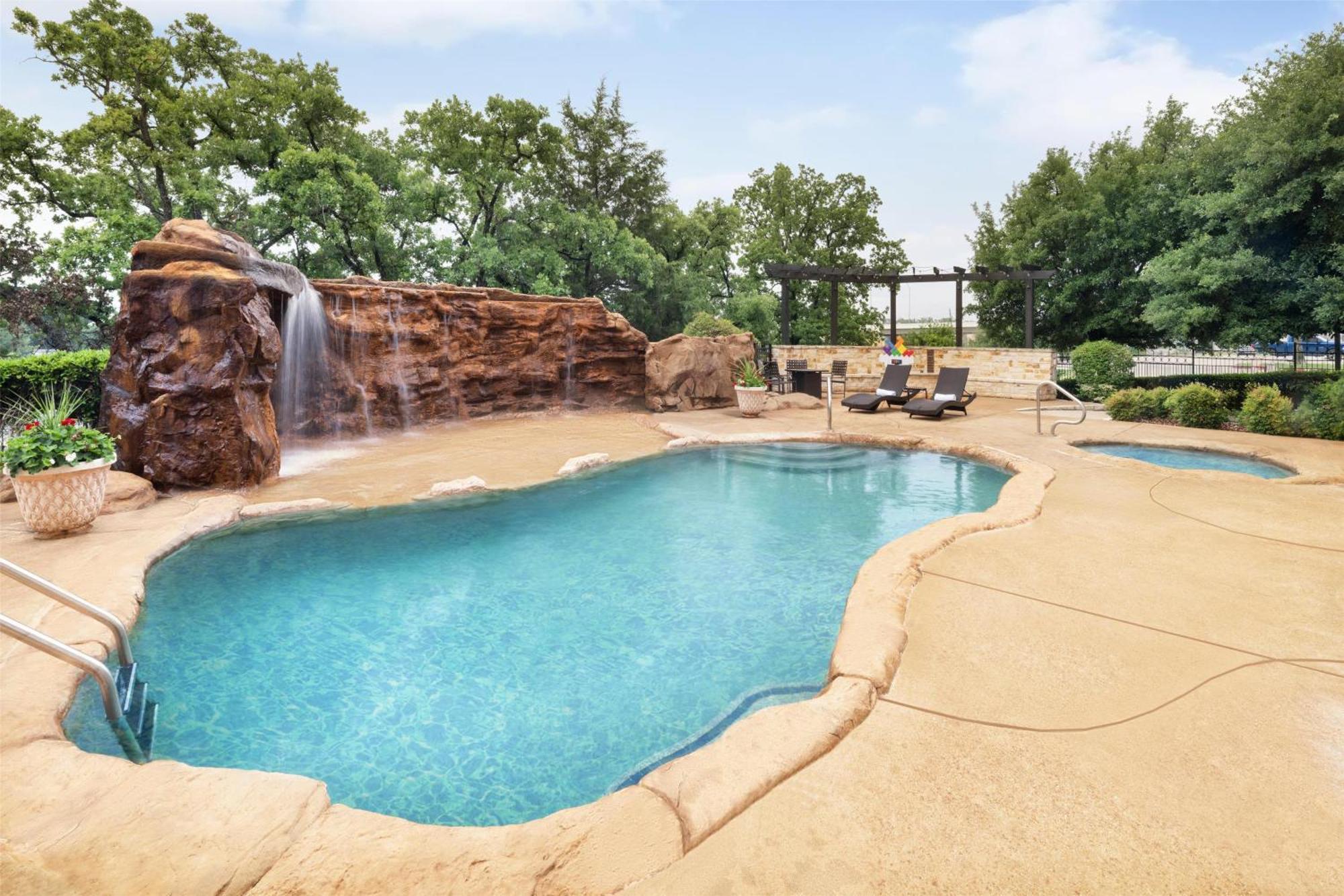 Best Western Premier Crown Chase Inn&Suites Denton Exterior foto